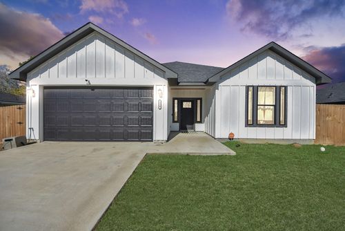 118 Nelson Ln, Anahuac, TX, 77514 | Card Image