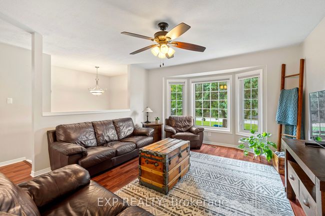 8033 Willsie Line, House other with 4 bedrooms, 2 bathrooms and 4 parking in Thedford ON | Image 11