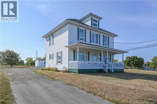 98 St Pierre Blvd E, Caraquet, NB, E1W1A9 | Card Image