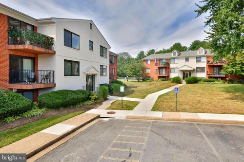 3-125 Clubhouse Dr Sw, LEESBURG, VA, 20175-4224 | Card Image