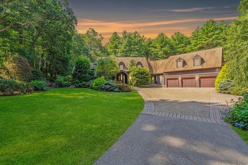 5 Valley Rd, Dover, MA, 02030 | Card Image