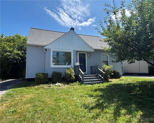 435 Darlington Rd E, Syracuse, NY, 13208-2440 | Card Image