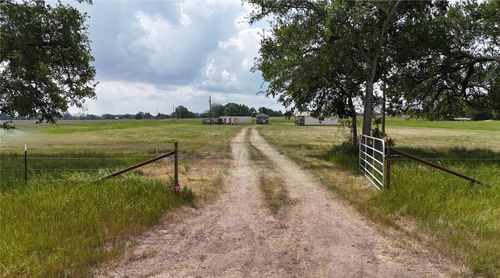 310 County Road 319, Rosebud, TX, 76570-2016 | Card Image