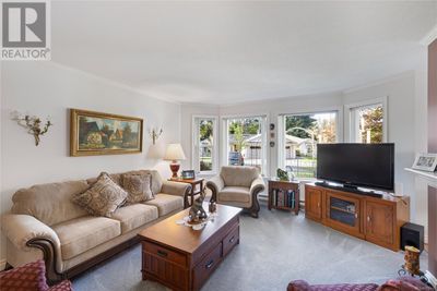 9 - 9-810 Chestnut St, Townhouse with 2 bedrooms, 2 bathrooms and 1 parking in Qualicum Beach BC | Image 2