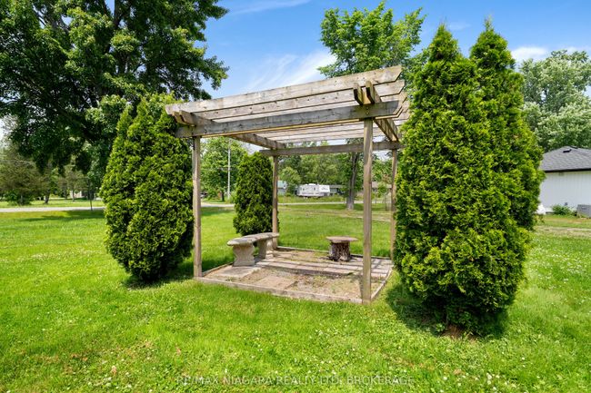527 Pinecrest Rd, House other with 2 bedrooms, 1 bathrooms and 6 parking in Port Colborne ON | Image 31