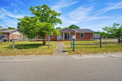 3238 Glenmore Dr, Hope Mills, NC, 28348-1701 | Card Image