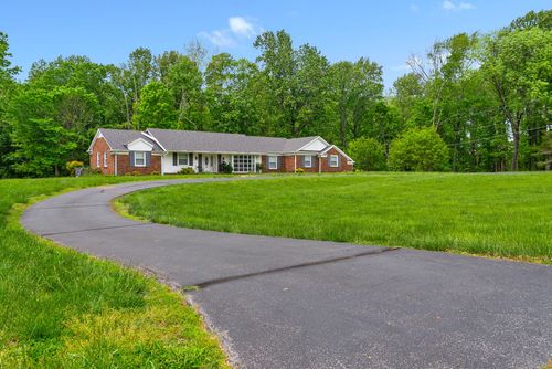 520 Idlewood Dr, Clarksville, TN, 37043-6021 | Card Image