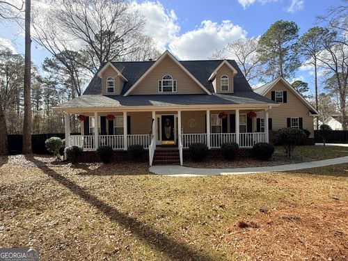 1523 Country Walk Dr, Statesboro, GA, 30458-8770 | Card Image