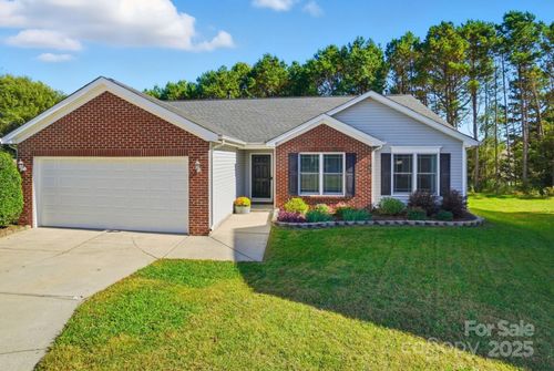 3324 Covelo Ct, Charlotte, NC, 28262-6485 | Card Image