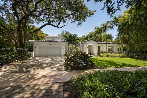 1015 Bayamo Ave, Coral Gables, FL, 33146-3353 | Card Image