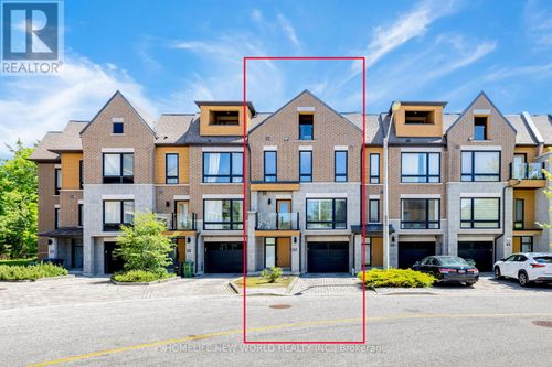 57 Kenneth Wood Cres, North York, ON, M2N0K3 | Card Image