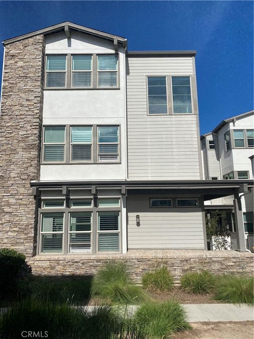 104 Spectacle, Irvine, CA, 92618-1375 | Card Image