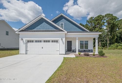 827 Fairway Rd, Ayden, NC, 28513-4204 | Card Image