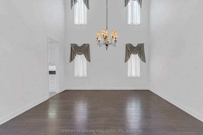 5178 Churchill Meadows Blvd, House other with 4 bedrooms, 4 bathrooms and 3 parking in Mississauga ON | Image 9