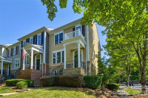 629 Sixth Baxter Xing, Fort Mill, SC, 29708-6460 | Card Image