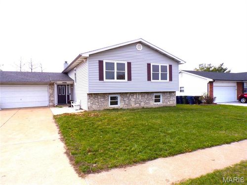 1455 Bridlespur Dr, Wentzville, MO, 63385-2735 | Card Image