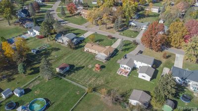 6115 Lancaster Drive, Home with 3 bedrooms, 1 bathrooms and null parking in Flint Twp MI | Image 2