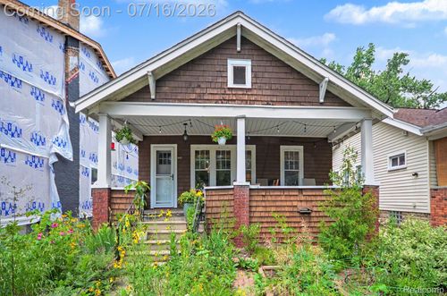 440 W Saratoga St, Ferndale, MI, 48220-1848 | Card Image