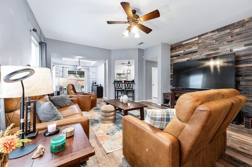 739 Apple Blossom Dr, Pearland, TX, 77584-4042 | Card Image