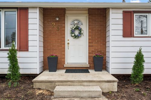 23 Hastings Blvd, Guelph, ON, N1E4G3 | Card Image