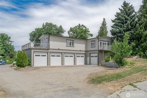 96 17th St Ne, East Wenatchee, WA, 98802-4184 | Card Image