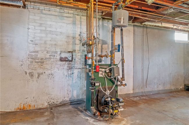 30 Winthrop St, House other with 3 bedrooms, 1 bathrooms and 3 parking in Riverside RI | Image 18