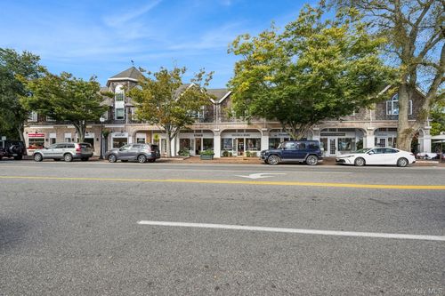 ste-12-66 Newtown Ln, East Hampton, NY, 11937-6300 | Card Image