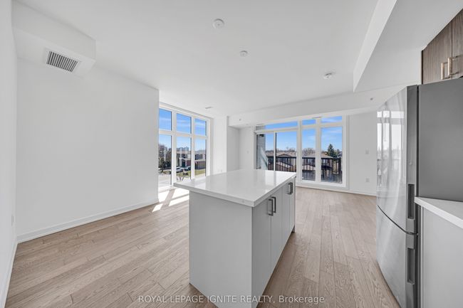 2 - 188 Angus Dr, Condo with 3 bedrooms, 2 bathrooms and null parking in Ajax ON | Image 4