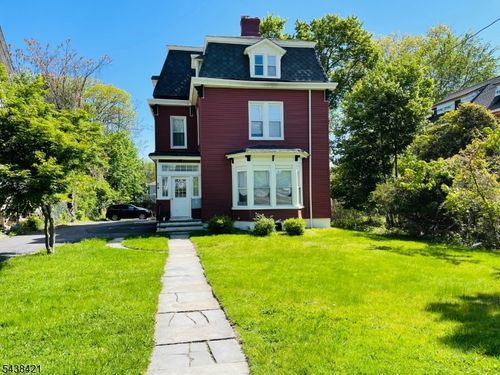 3-24 Lexington Ave, Montclair, NJ, 07042-4641 | Card Image