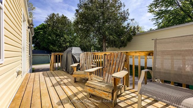 10 Bloomsbury Dr, Home with 2 bedrooms, 1 bathrooms and 2 parking in Goderich ON | Image 40