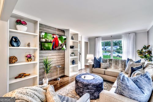 2589 Bentbrook Ct, Dunwoody, GA, 30360-1711 | Card Image