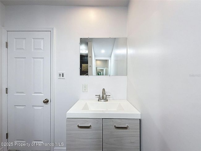 9339 Bob Cat Dr, House other with 3 bedrooms, 1 bathrooms and null parking in WEEKI WACHEE FL | Image 20