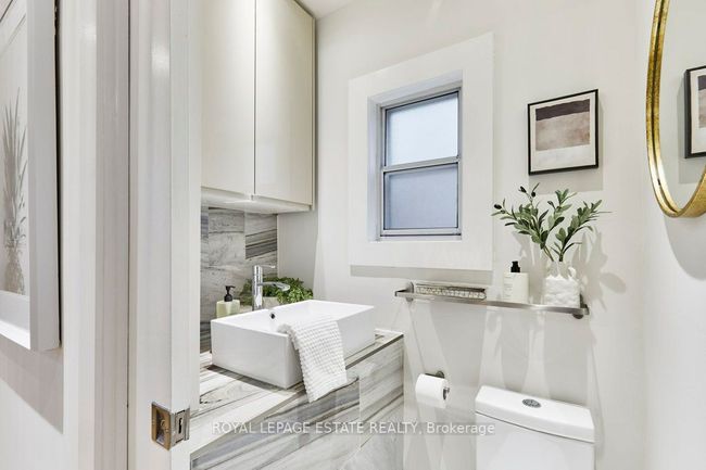 16 Firstbrooke Rd, House attached with 4 bedrooms, 3 bathrooms and 1 parking in Toronto ON | Image 18