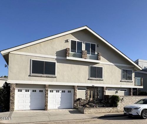 900 San Pedro St, Ventura, CA, 93001-3741 | Card Image