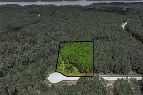 1210 Edge Ln, Tignall, GA, 30668-2658 | Card Image