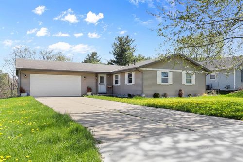 838 Somerset Drive Drive, Janesville, WI, 53546 | Card Image