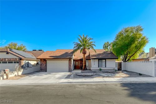 1713 Serafina Street, Las Vegas, NV, 89102 | Card Image