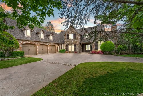 301 E Glendale St, Broken Arrow, OK, 74011-3520 | Card Image