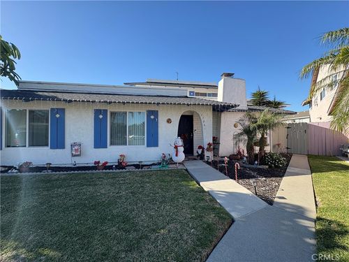 apt-d-17061 Evergreen Cir, Huntington Beach, CA, 92647-5554 | Card Image