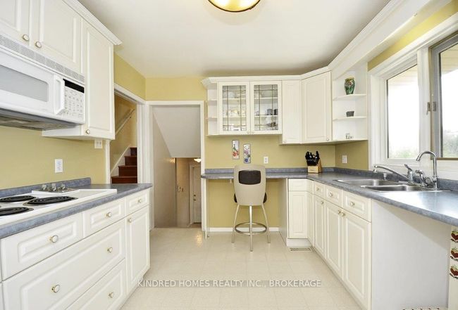245 Forest Hill Dr, House other with 3 bedrooms, 2 bathrooms and 5 parking in Kitchener ON | Image 13