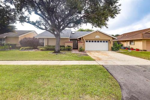 10310 Nw 31st Ct, Sunrise, FL, 33351-6839 | Card Image