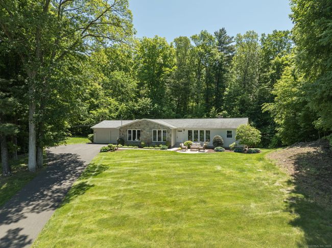 24 Sky Ridge Drive, House other with 3 bedrooms, 3 bathrooms and 8 parking in Somers CT | Image 39