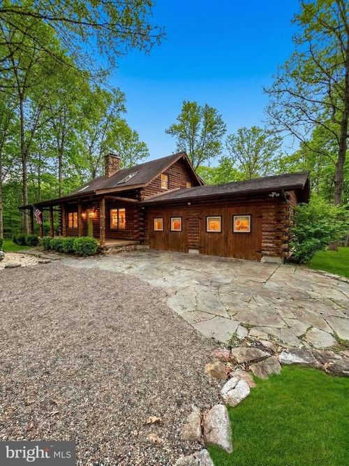 450 Opequon Woods Cir, STEPHENSON, VA, 22656-1944 | Card Image