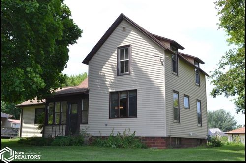 623 E Chestnut, Hubbard, IA, 50122-7779 | Card Image