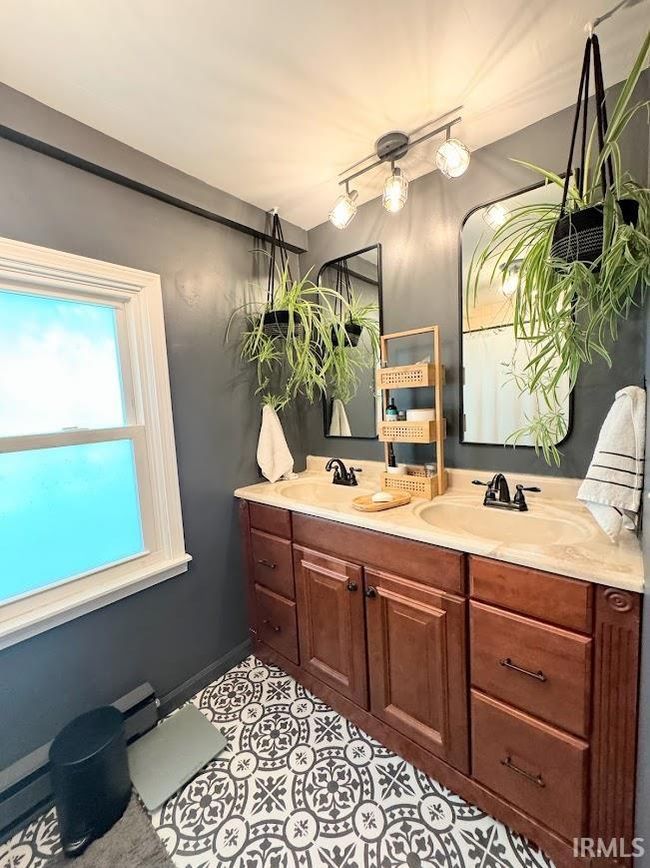 3810 100, House other with 4 bedrooms, 2 bathrooms and null parking in Flora IN | Image 10