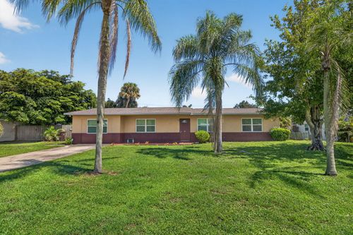 921 Se Flamingo Ave, Stuart, FL, 34996-3254 | Card Image