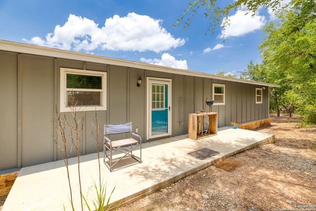 461 Rust Ranch Rd, House other with 4 bedrooms, 2 bathrooms and null parking in Blanco TX | Image 4