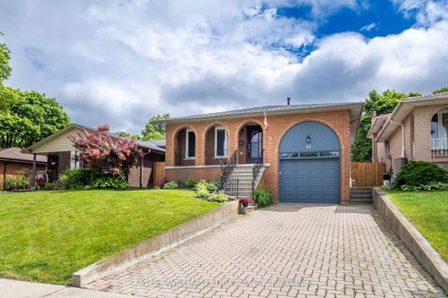 63 Lionsgate Ave, Hamilton, ON, L9C6L5 | Card Image