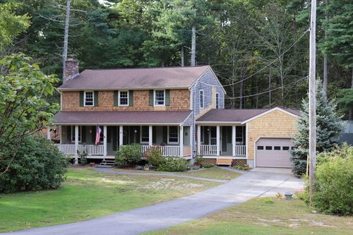 21 Bennett Rd, Rochester, MA, 02770-1819 | Card Image
