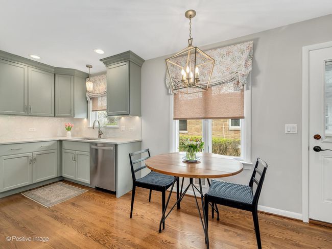 729 S Fairview Ave, House other with 3 bedrooms, 3 bathrooms and 2 parking in Elmhurst IL | Image 11